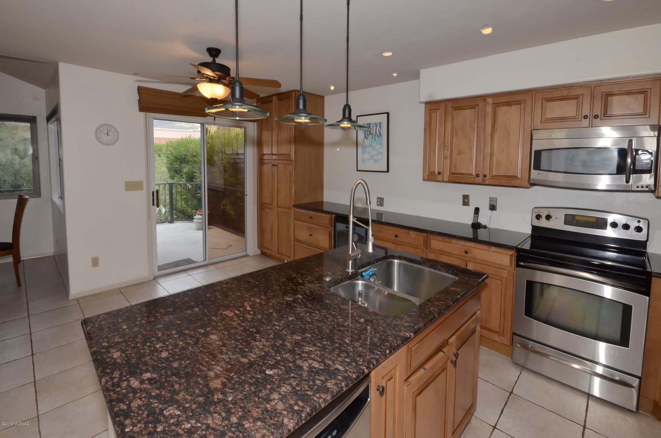 Las Palomitas Resub (101-116,118-162,164-200) - Residential Lease