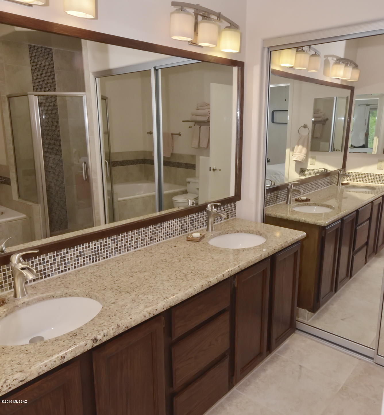 Las Palomitas Resub (101-116,118-162,164-200) - Residential Lease