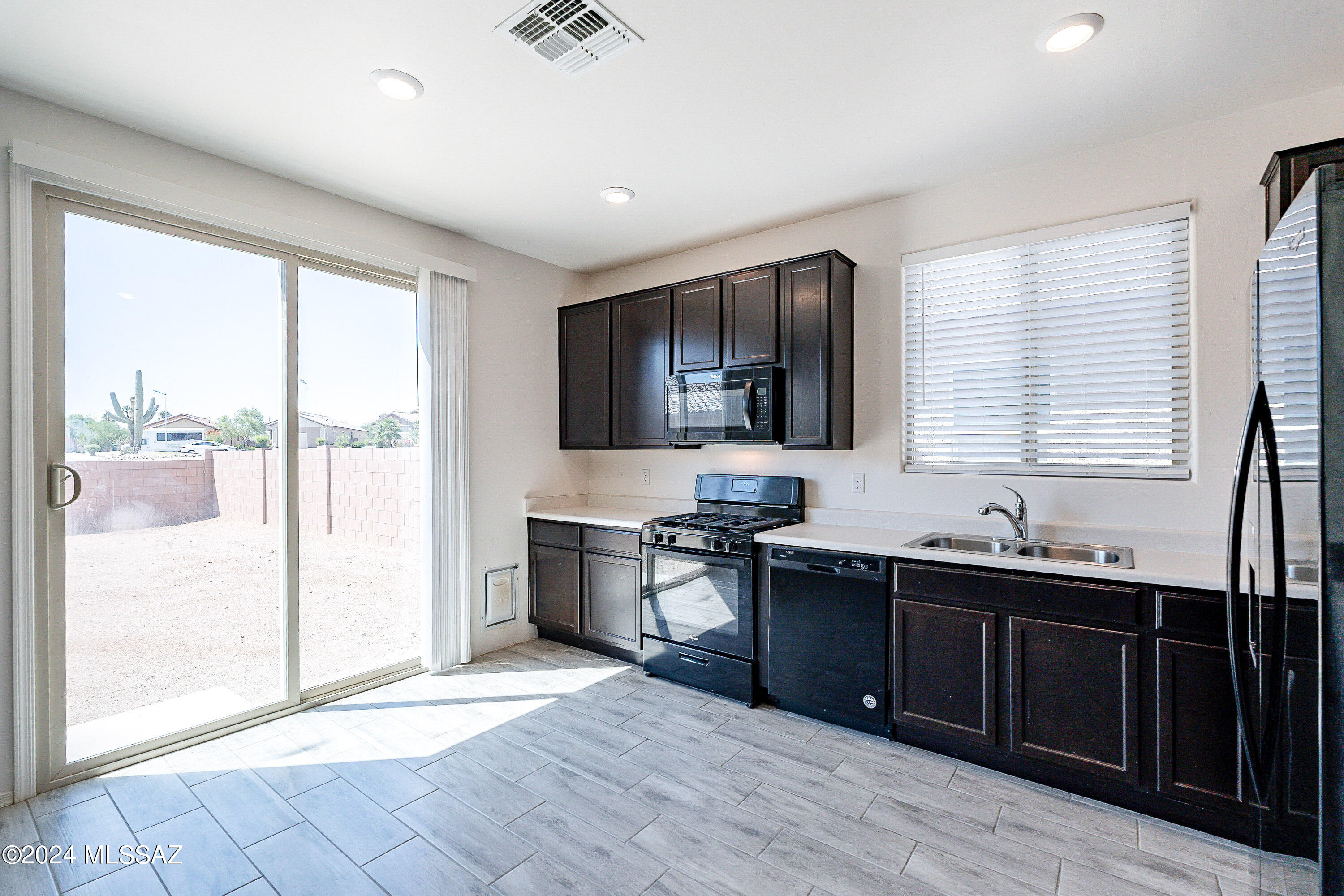 Dakota Vista - Residential