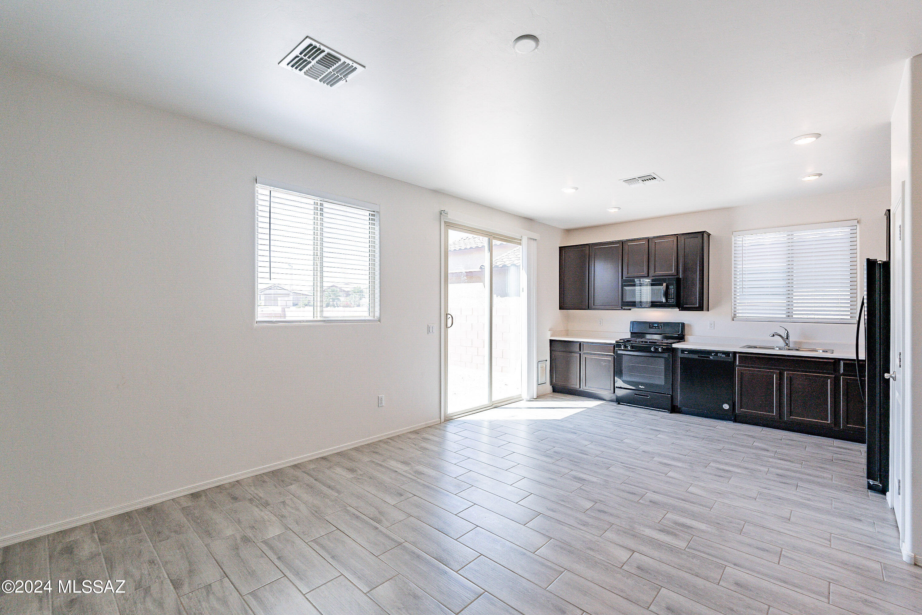 Dakota Vista - Residential