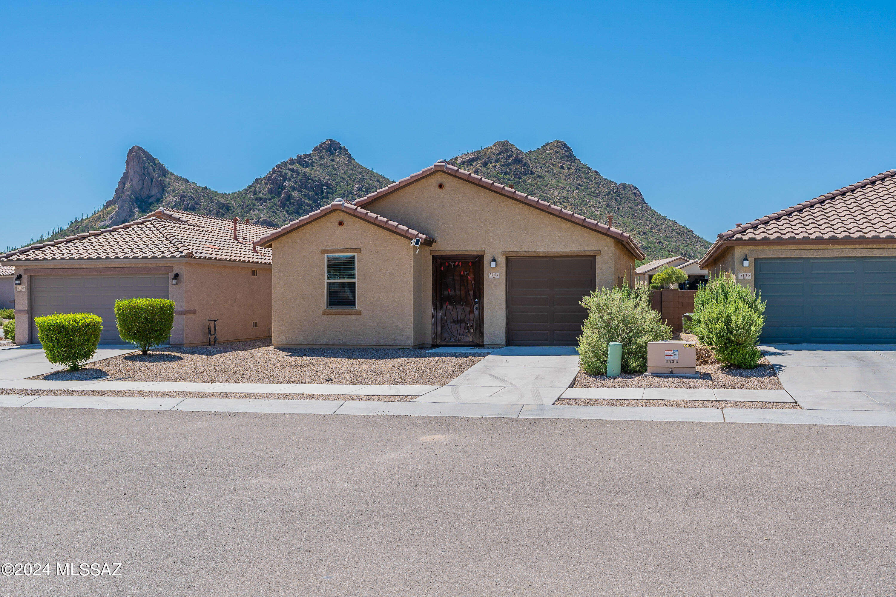 Dakota Vista - Residential