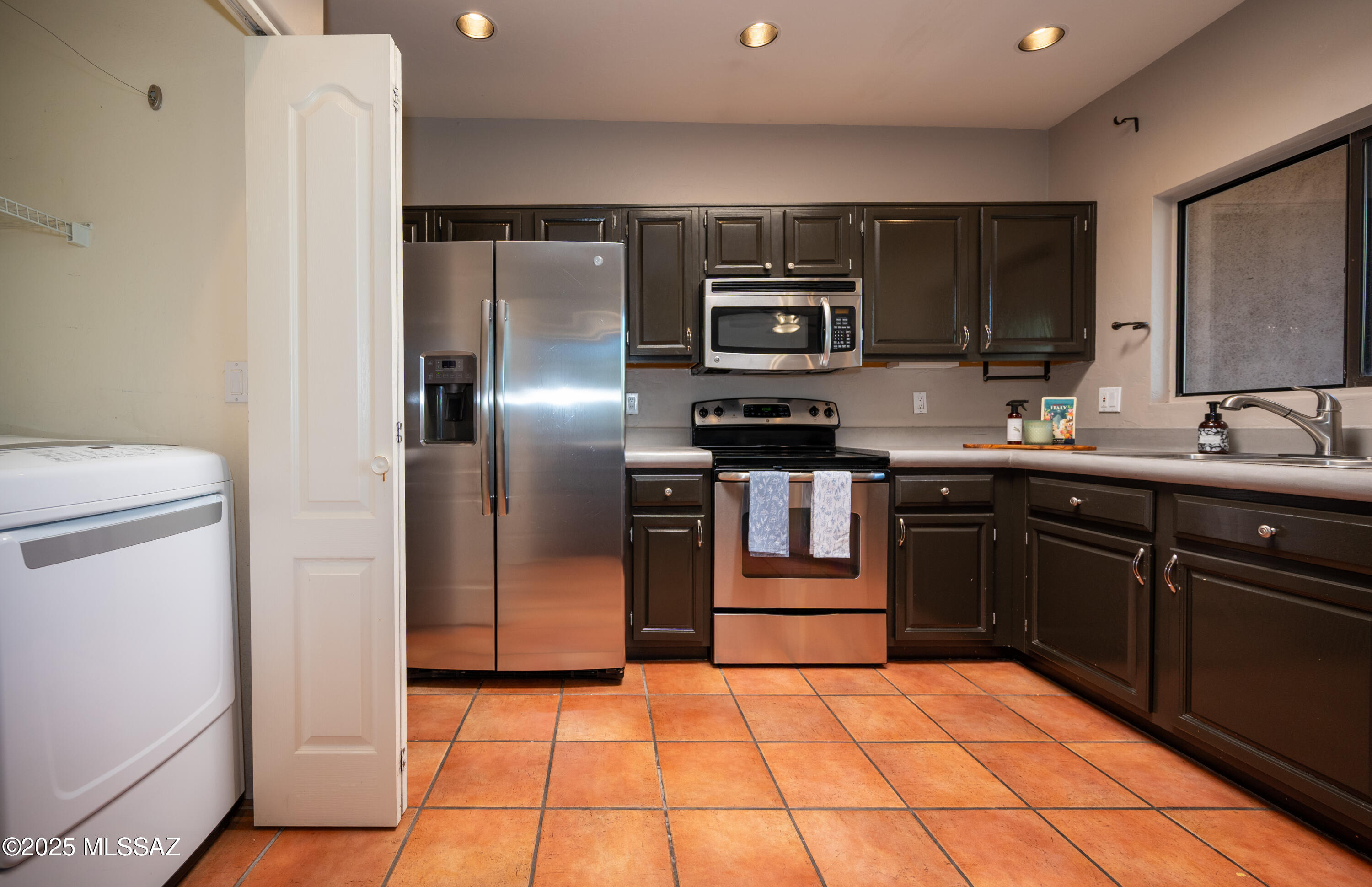Fairway Terrace Condos. (Units 1-30) - Residential