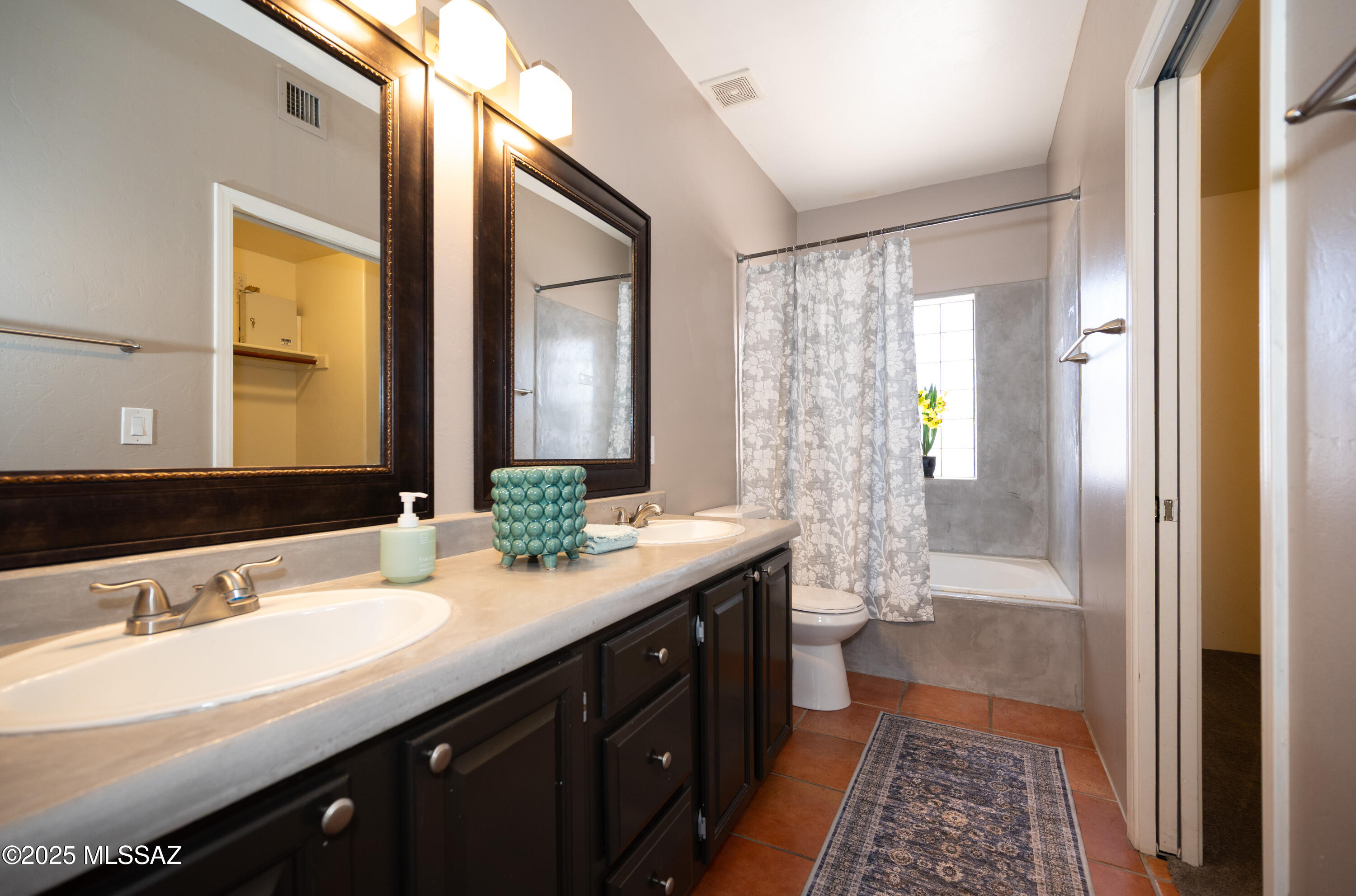 Fairway Terrace Condos. (Units 1-30) - Residential