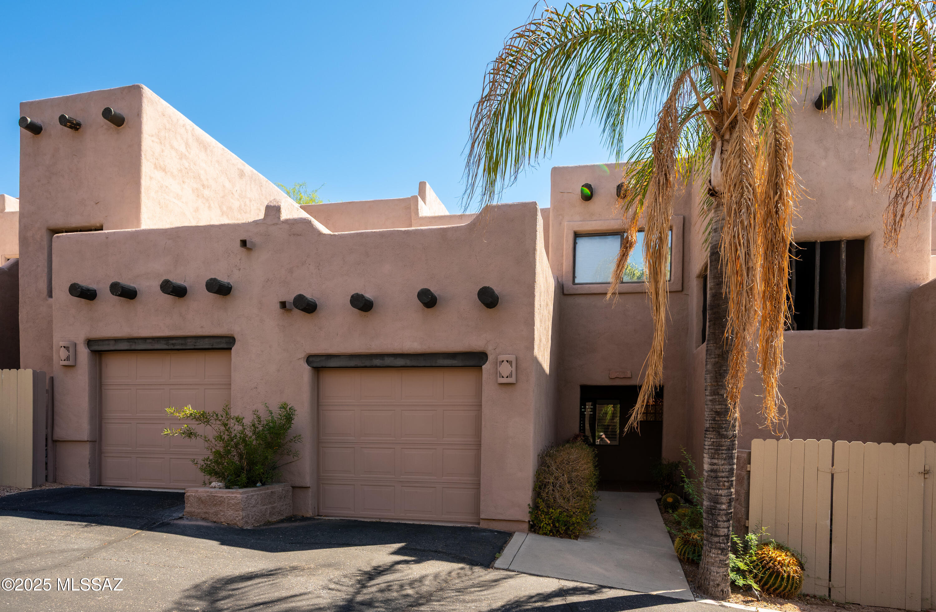 Fairway Terrace Condos. (Units 1-30) - Residential