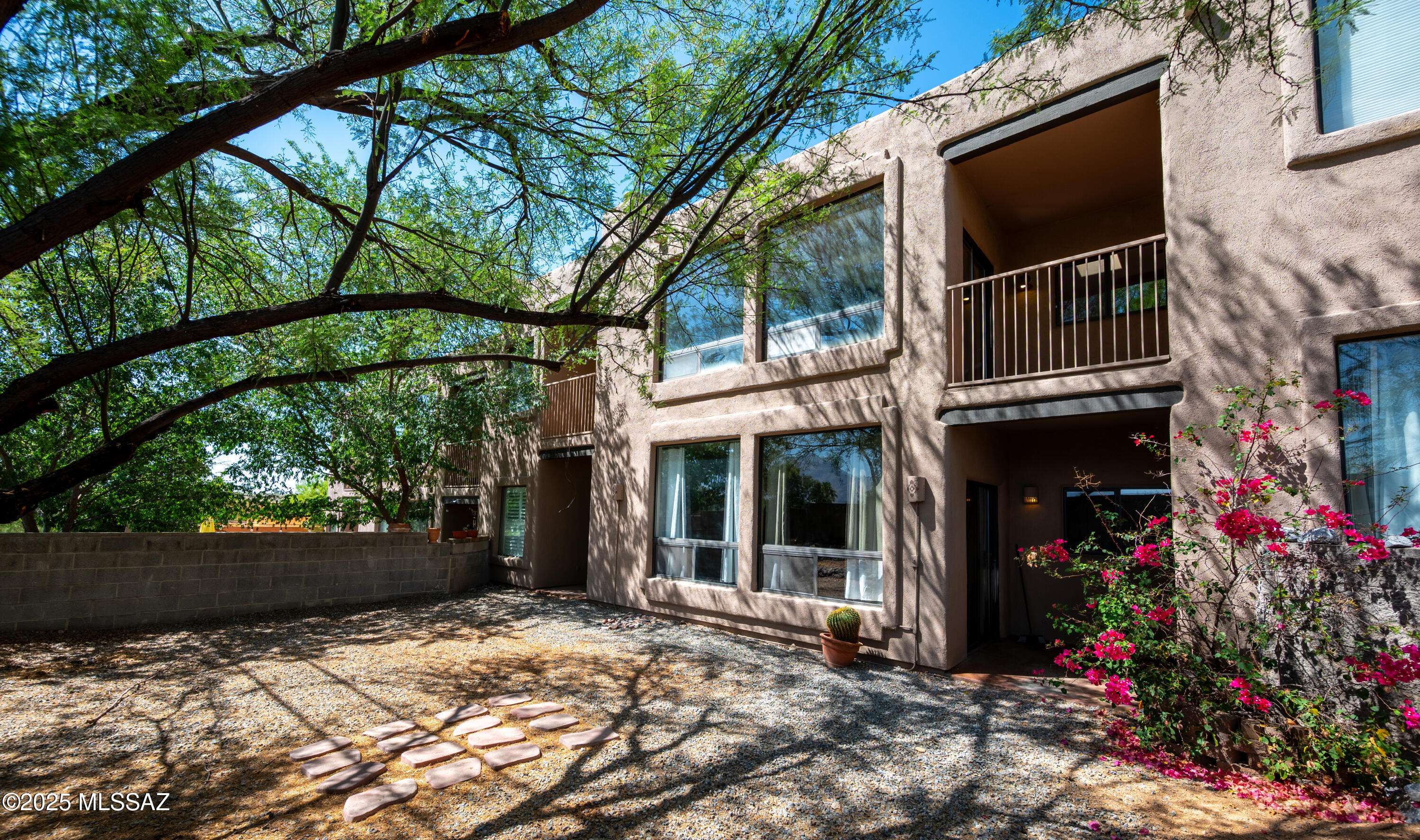 Fairway Terrace Condos. (Units 1-30) - Residential