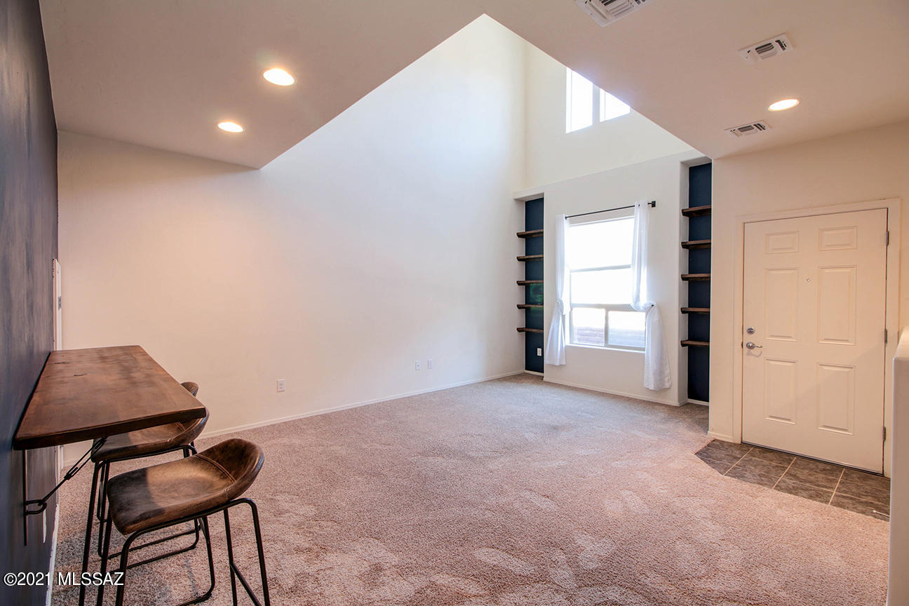 Stone Crossing Condominium - Residential