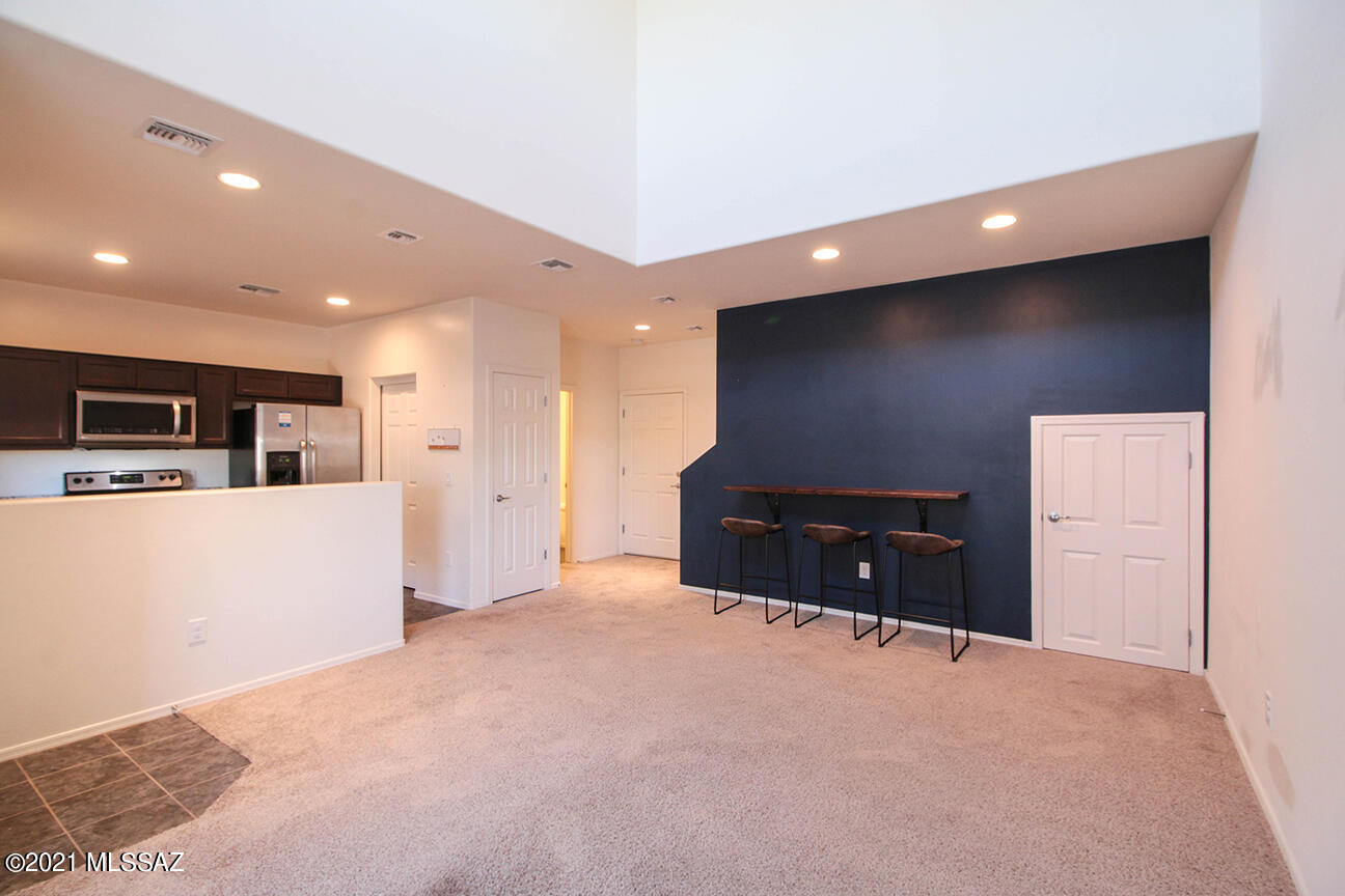 Stone Crossing Condominium - Residential