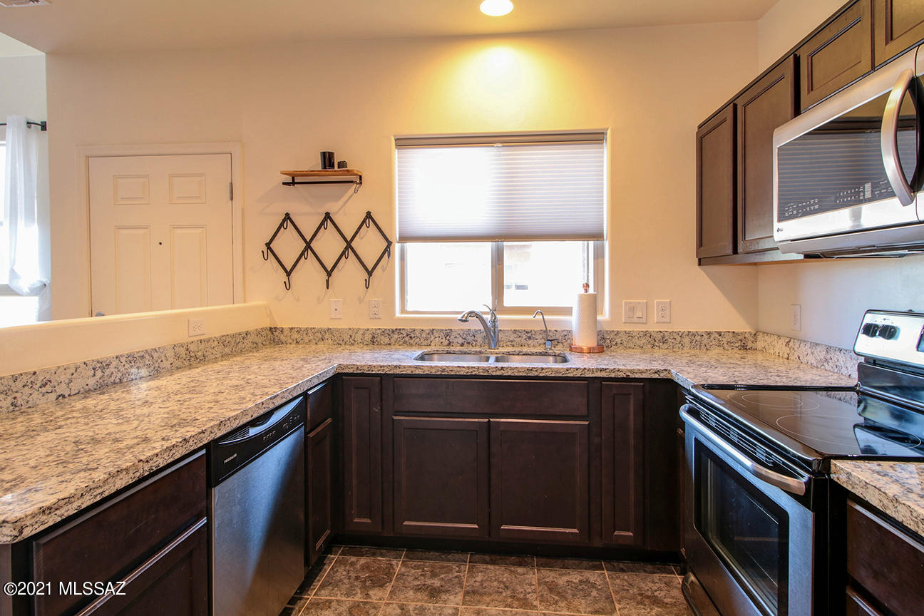 Stone Crossing Condominium - Residential