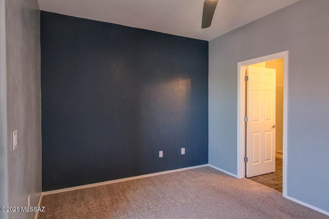 Stone Crossing Condominium - Residential