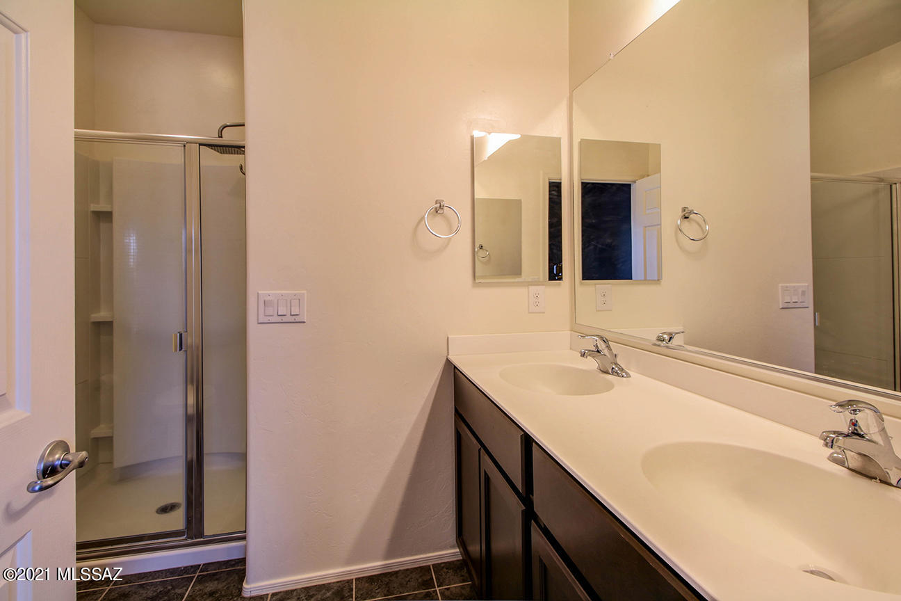 Stone Crossing Condominium - Residential