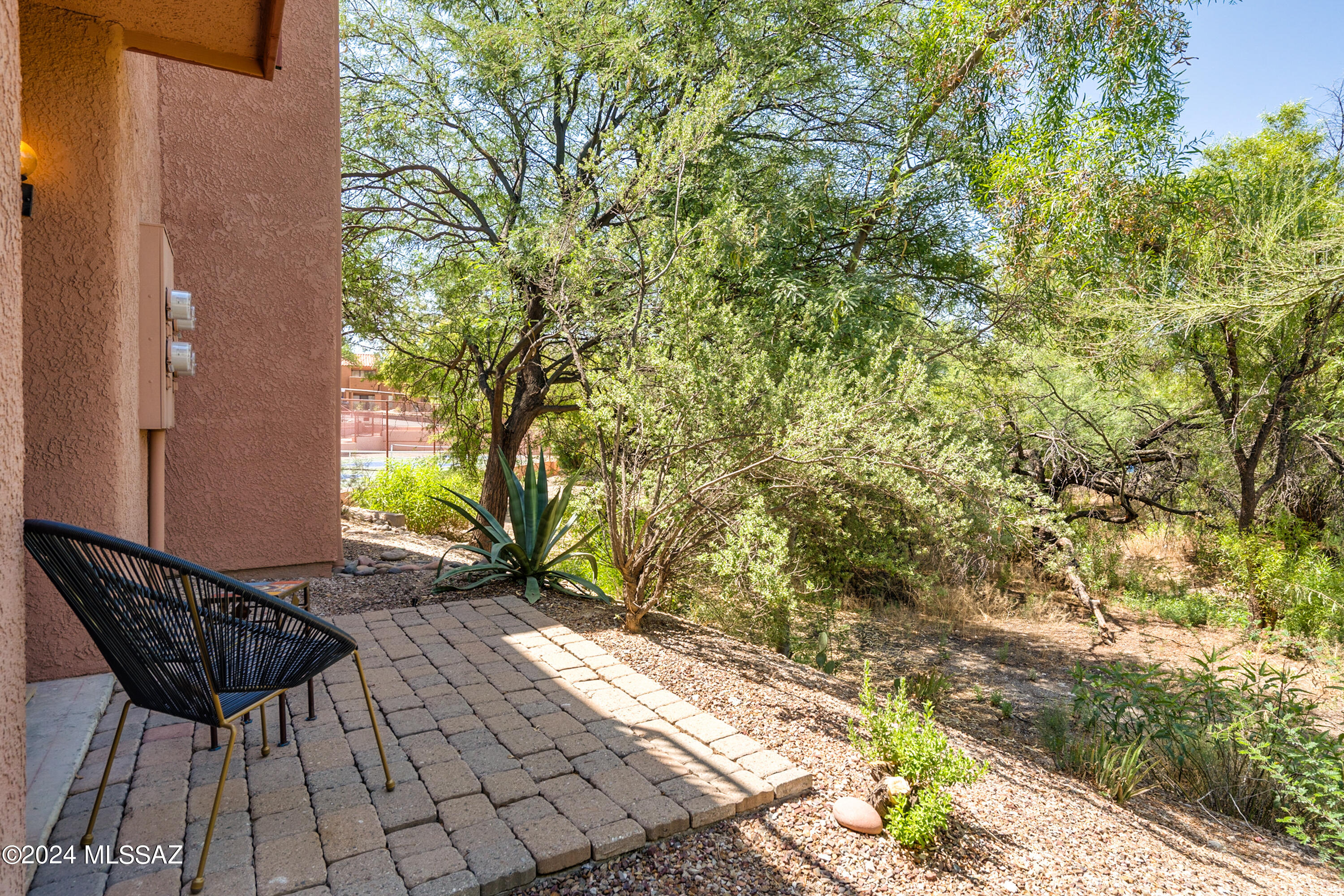 Ventana Vista Condominiums - Residential