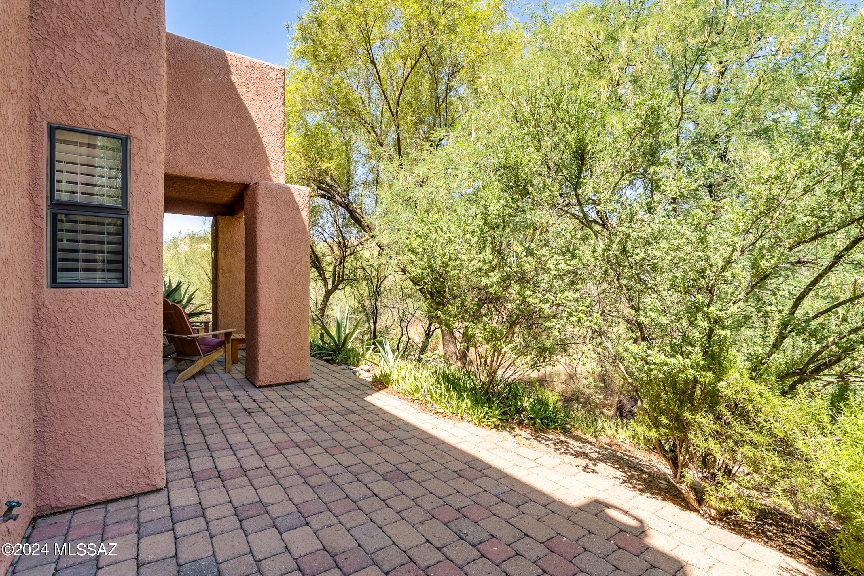 Ventana Vista Condominiums - Residential