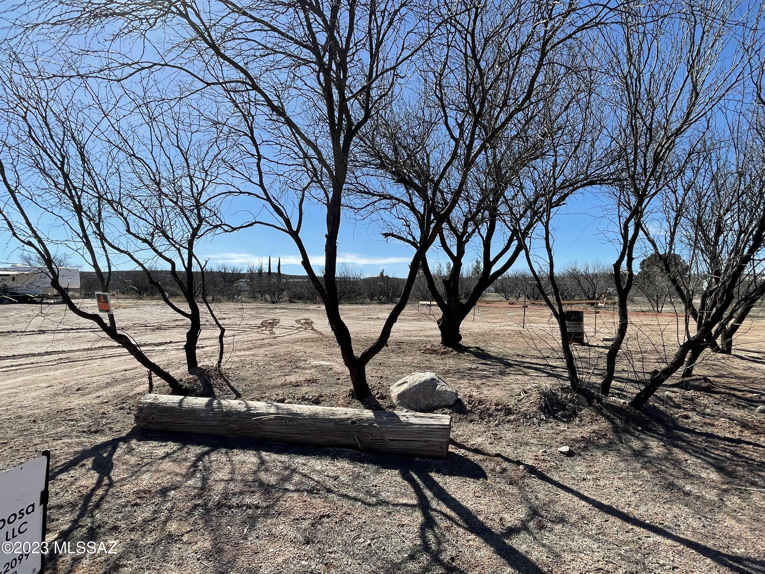 Willow Lakes - Land
