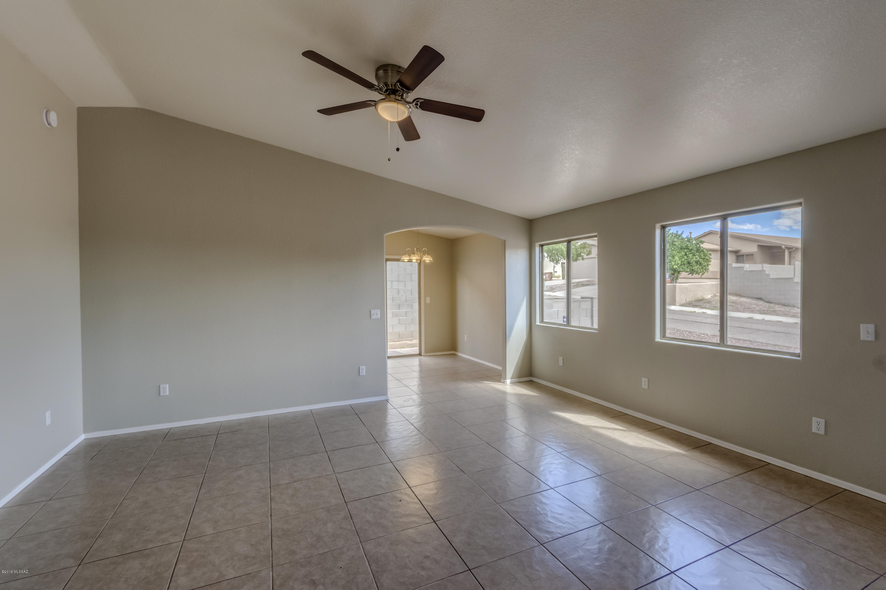 Mountain Manor View - Residential