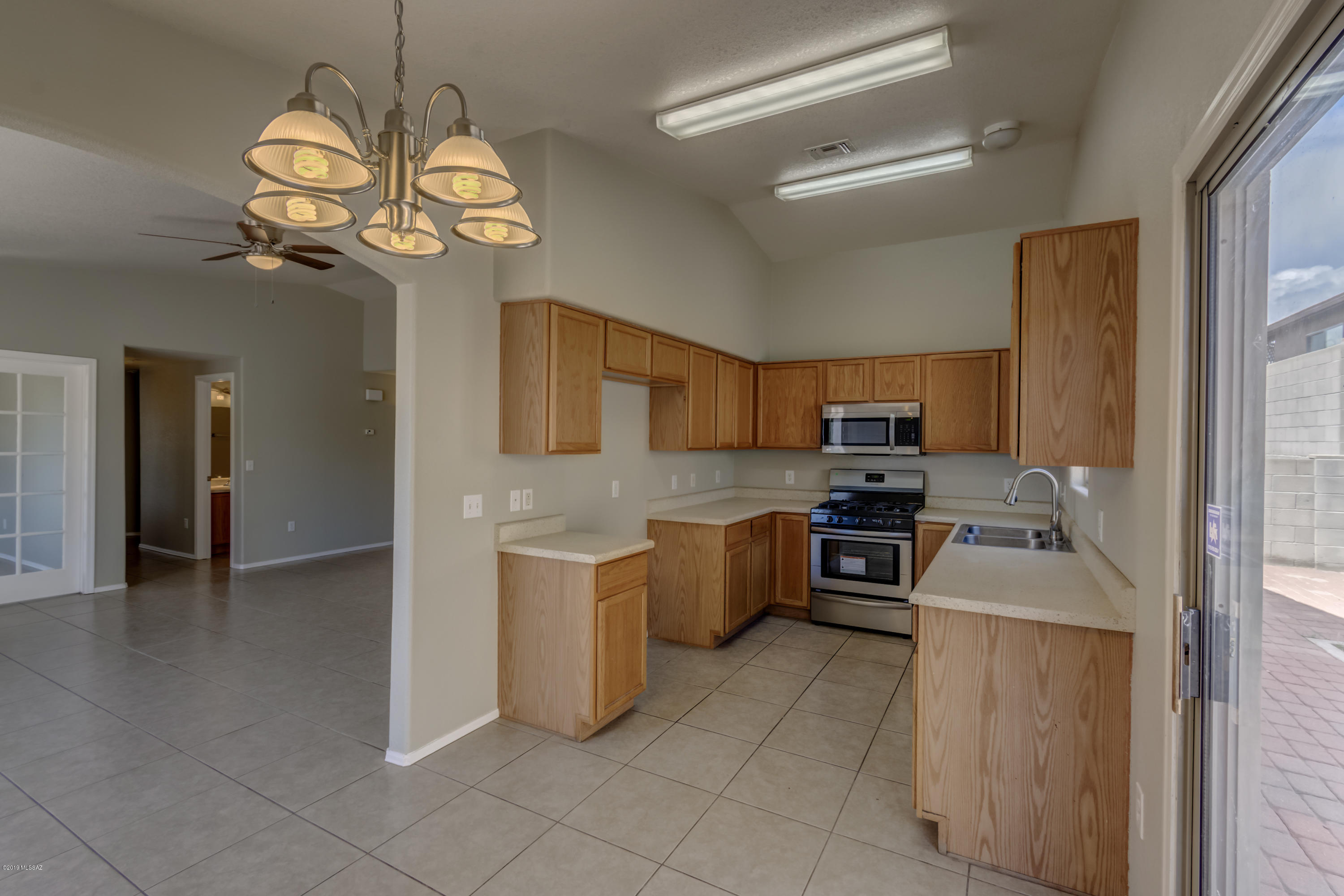 Mountain Manor View - Residential