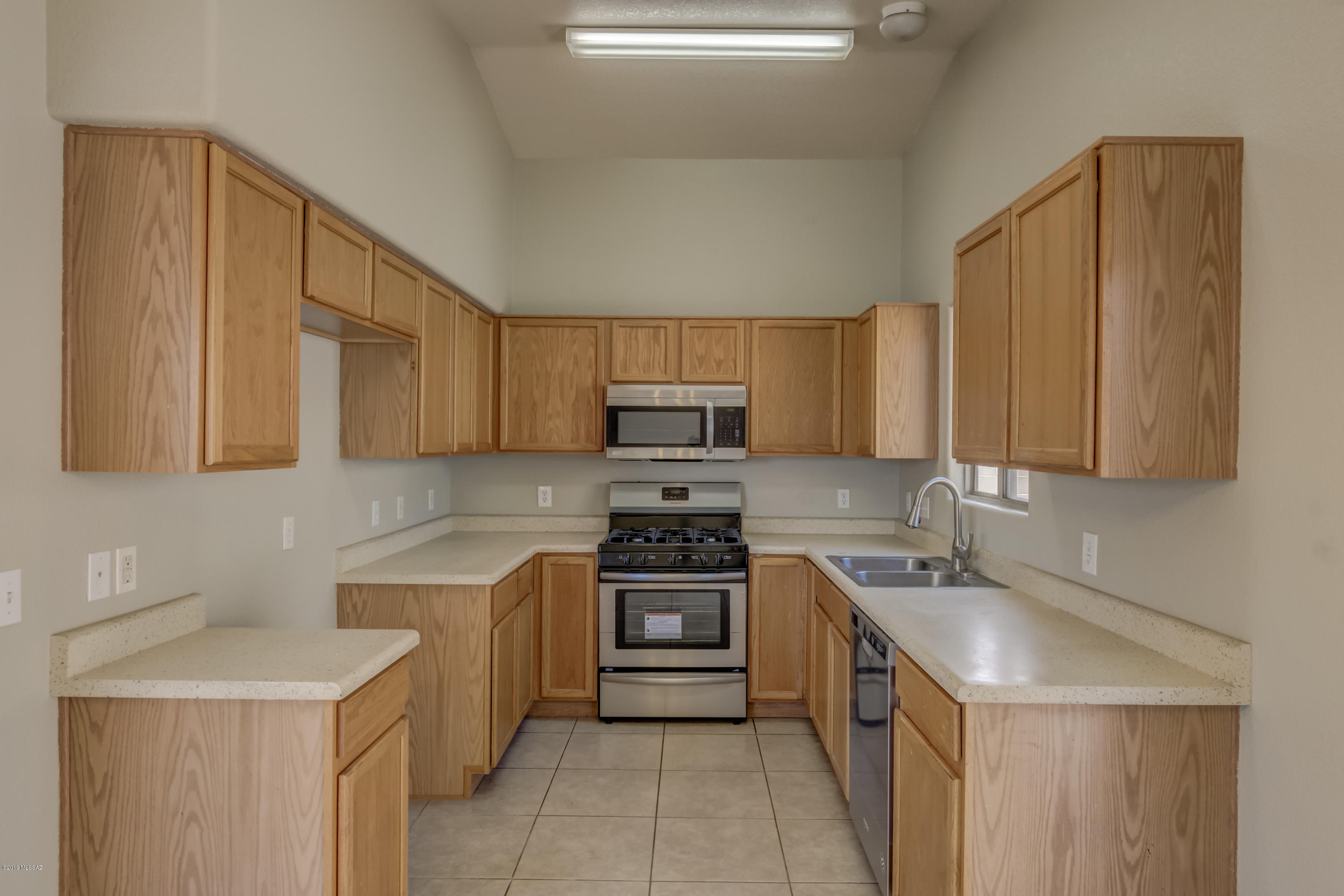 Mountain Manor View - Residential