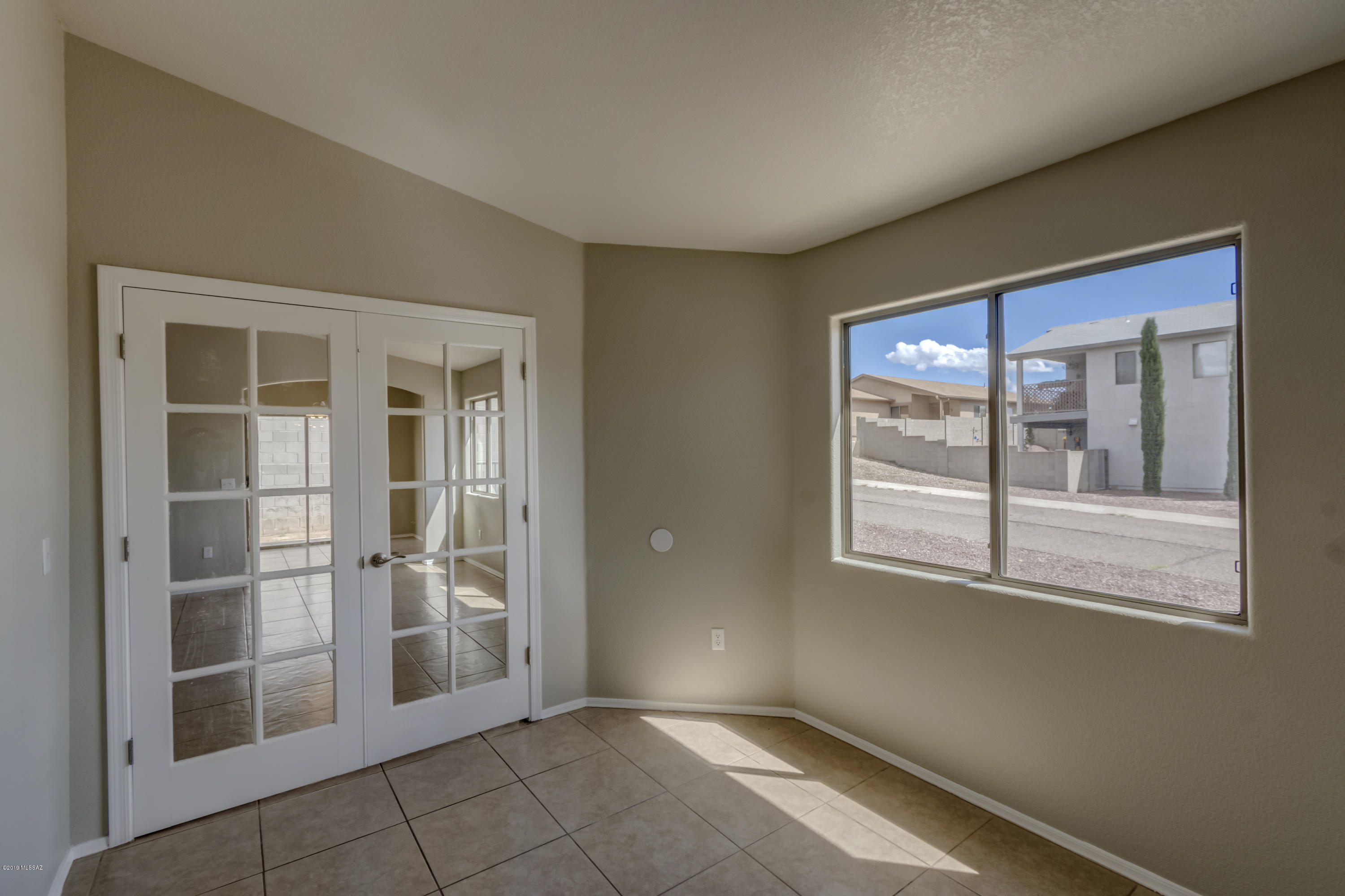 Mountain Manor View - Residential