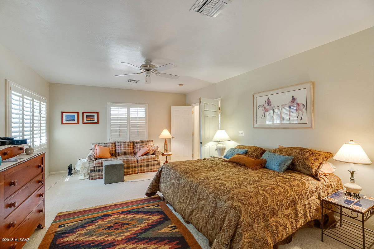 Carmel Pointe (1-104) - Residential