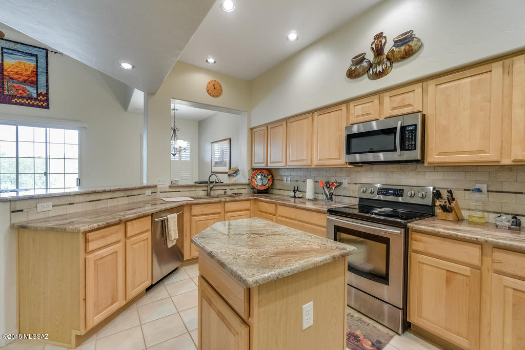 Carmel Pointe (1-104) - Residential