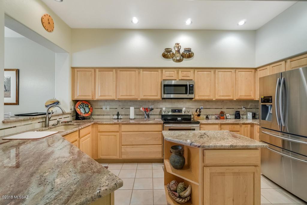 Carmel Pointe (1-104) - Residential