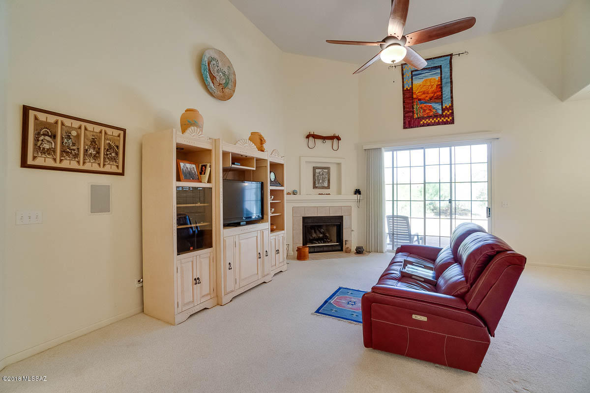 Carmel Pointe (1-104) - Residential