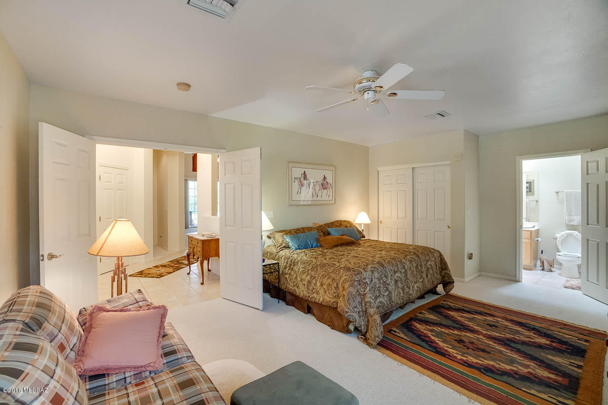 Carmel Pointe (1-104) - Residential