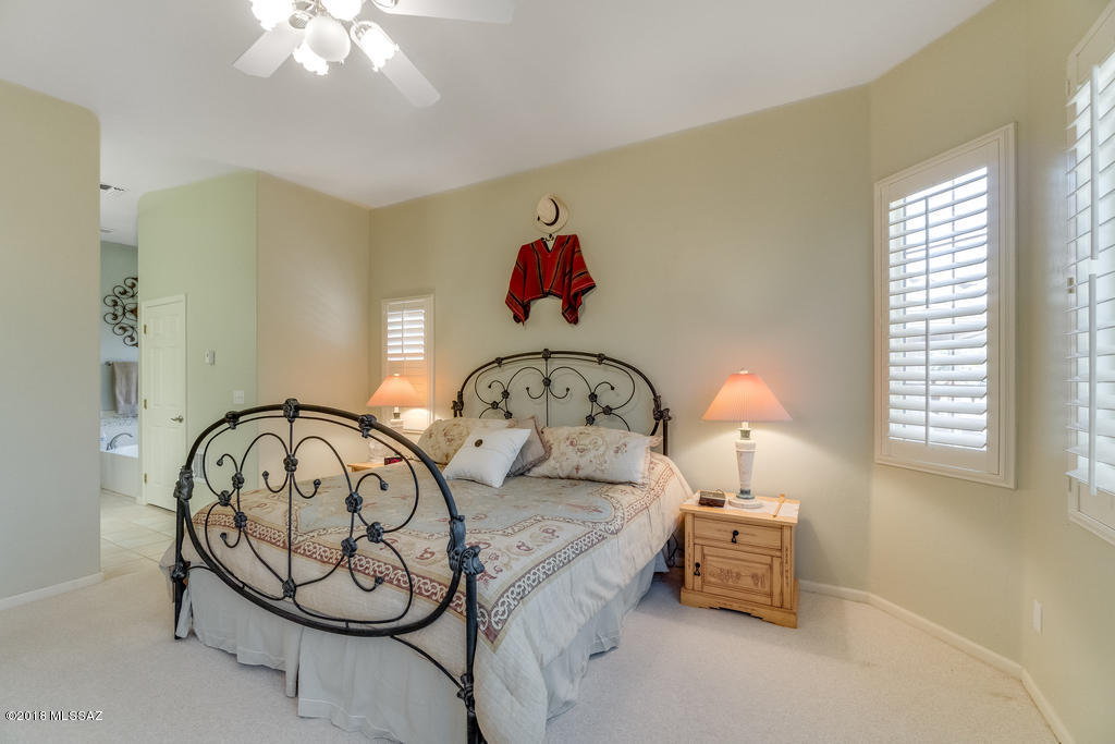 Carmel Pointe (1-104) - Residential