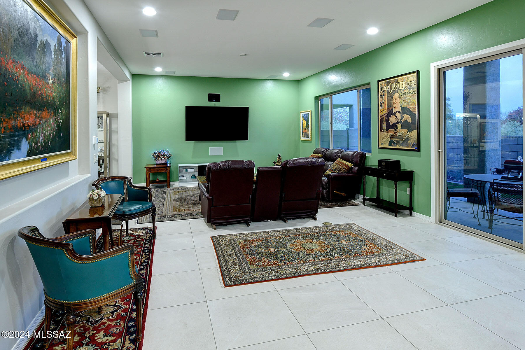 Las Cabanas - Residential
