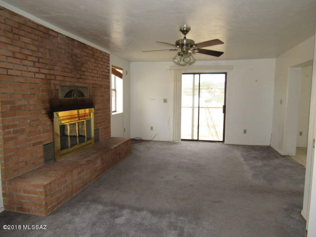 Los Robles Estates - Residential
