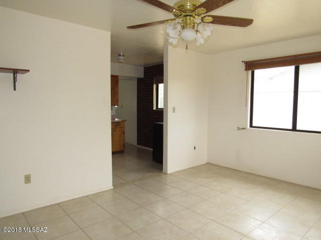 Los Robles Estates - Residential