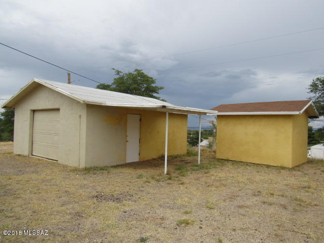 Los Robles Estates - Residential