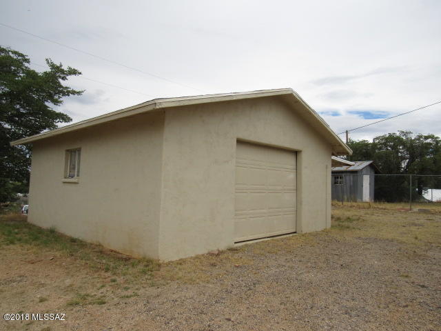 Los Robles Estates - Residential