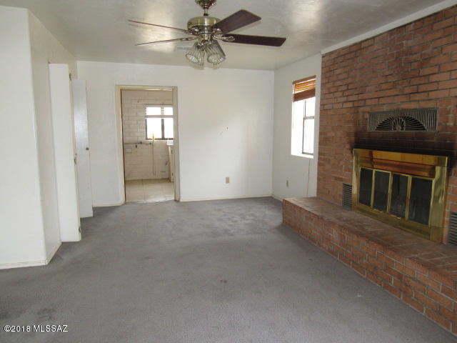 Los Robles Estates - Residential