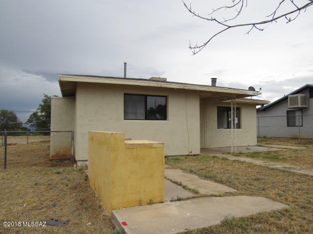 Los Robles Estates - Residential