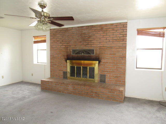 Los Robles Estates - Residential