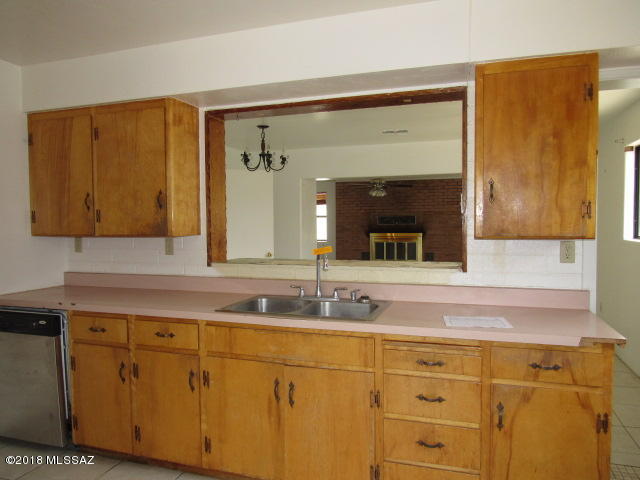 Los Robles Estates - Residential
