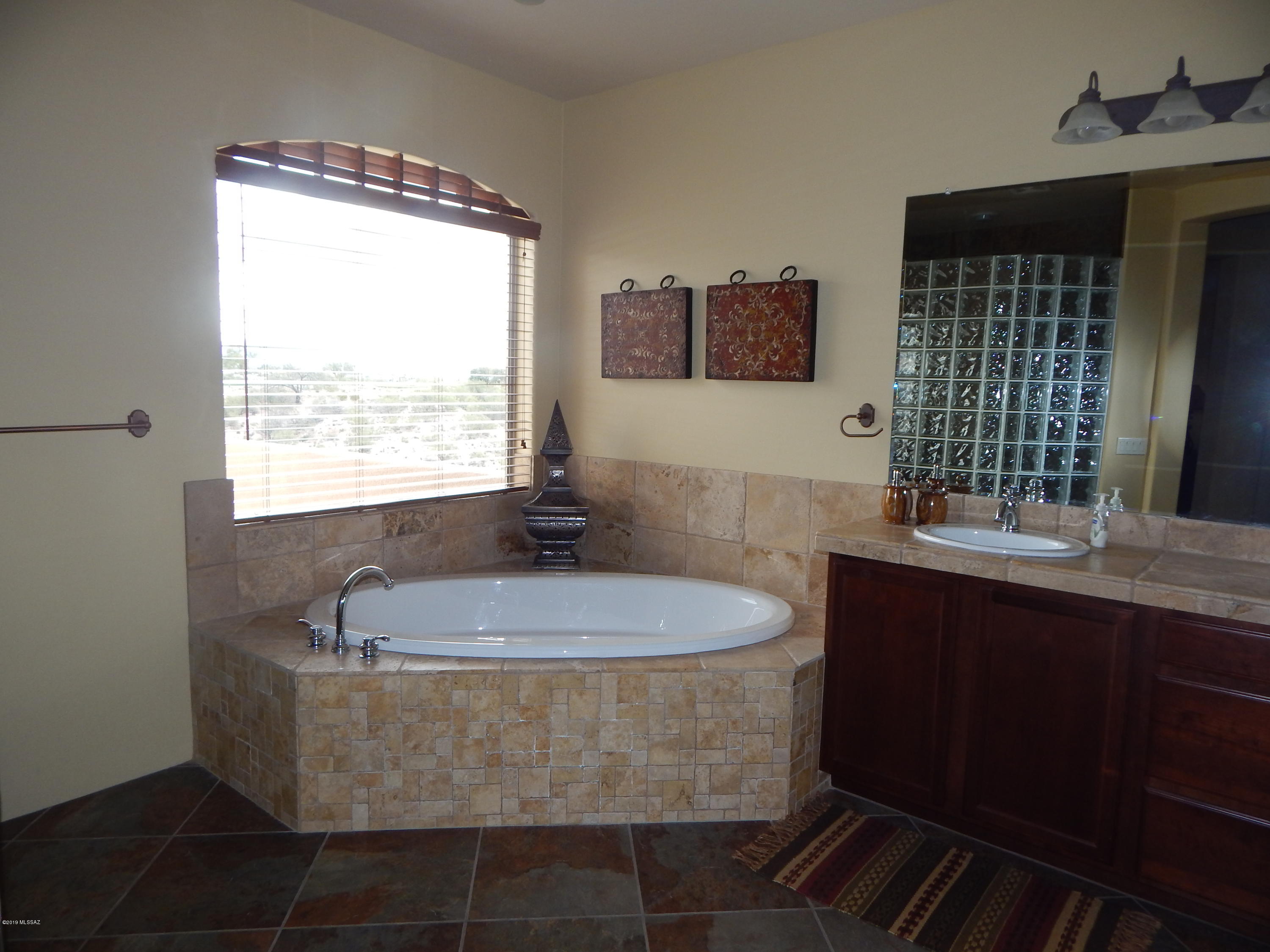 Paloma Ridge (1-54) - Residential Lease