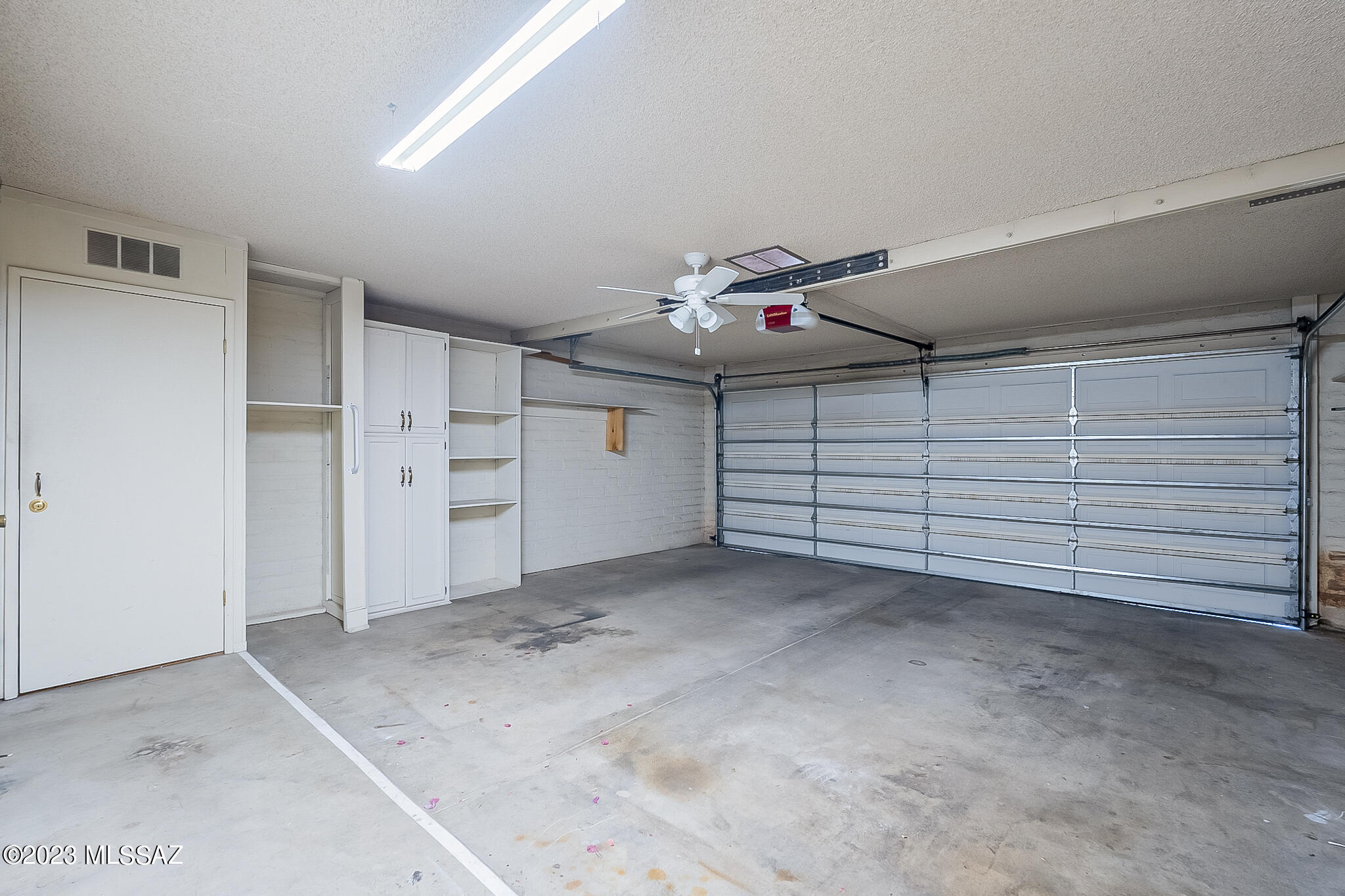 Colonia Verde (13-17) - Residential