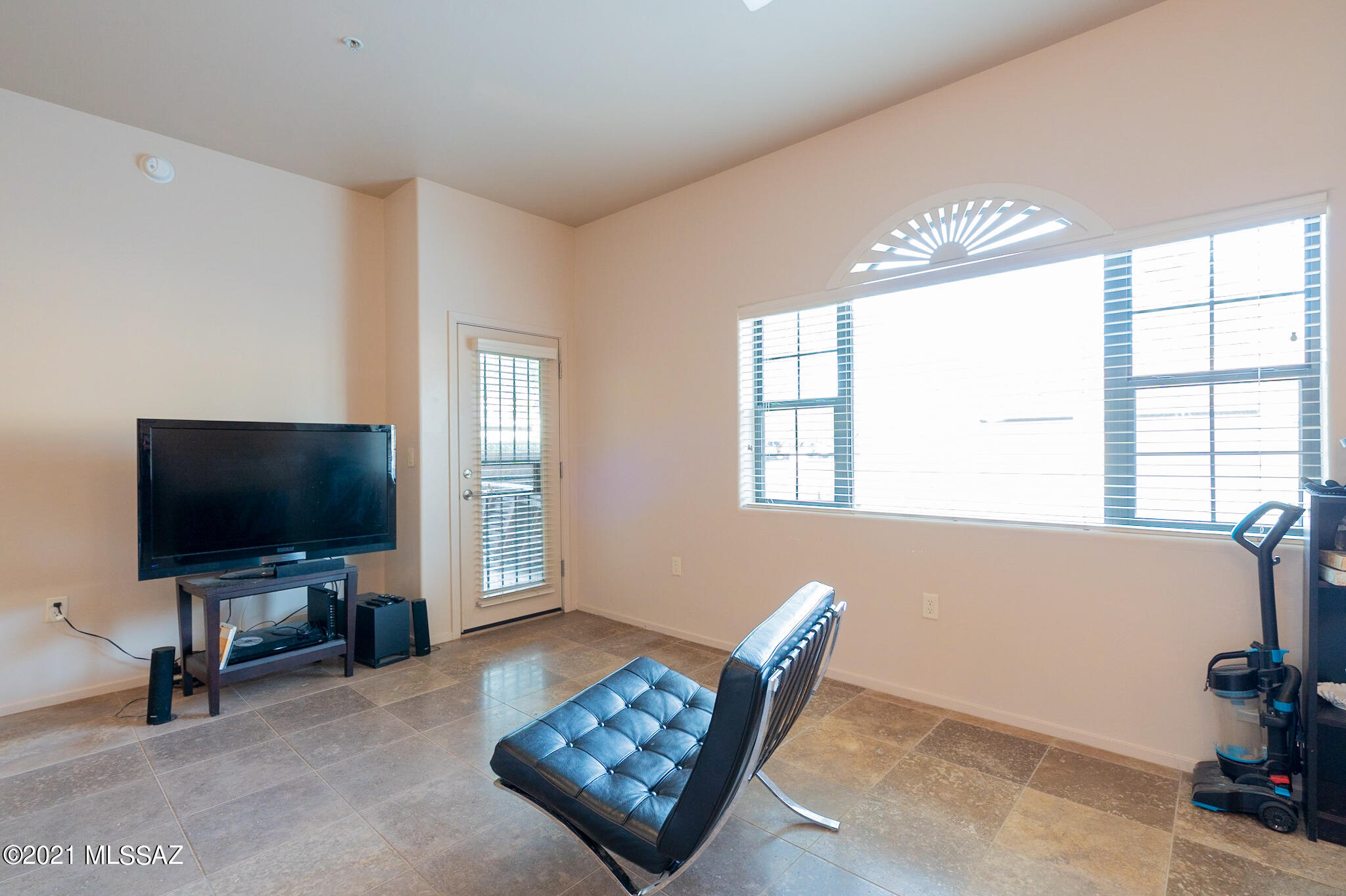 Placita Escondida Bldgs 18-20 Units 1-204 - Residential