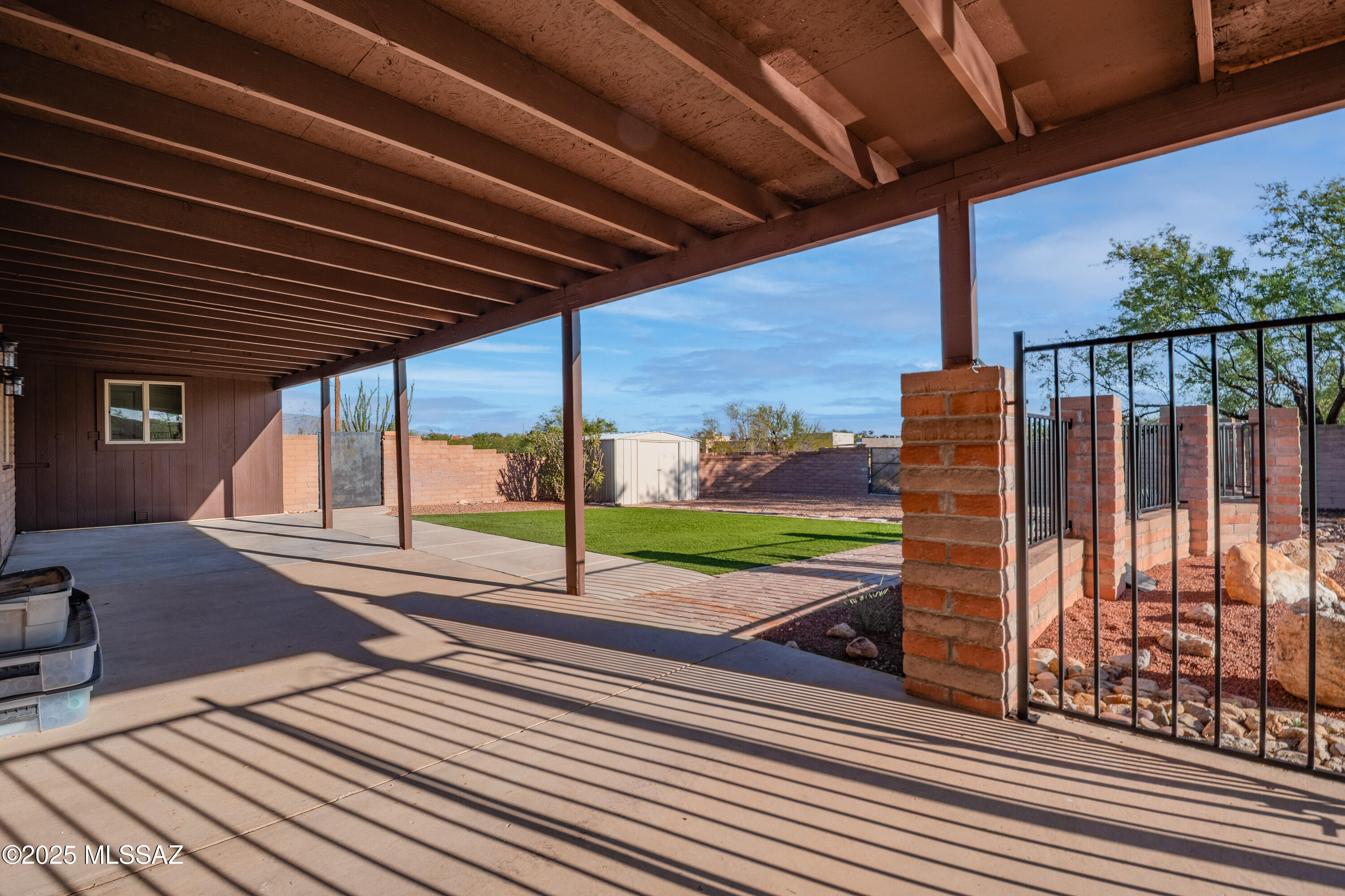 Tres Lomas (1-147) - Residential
