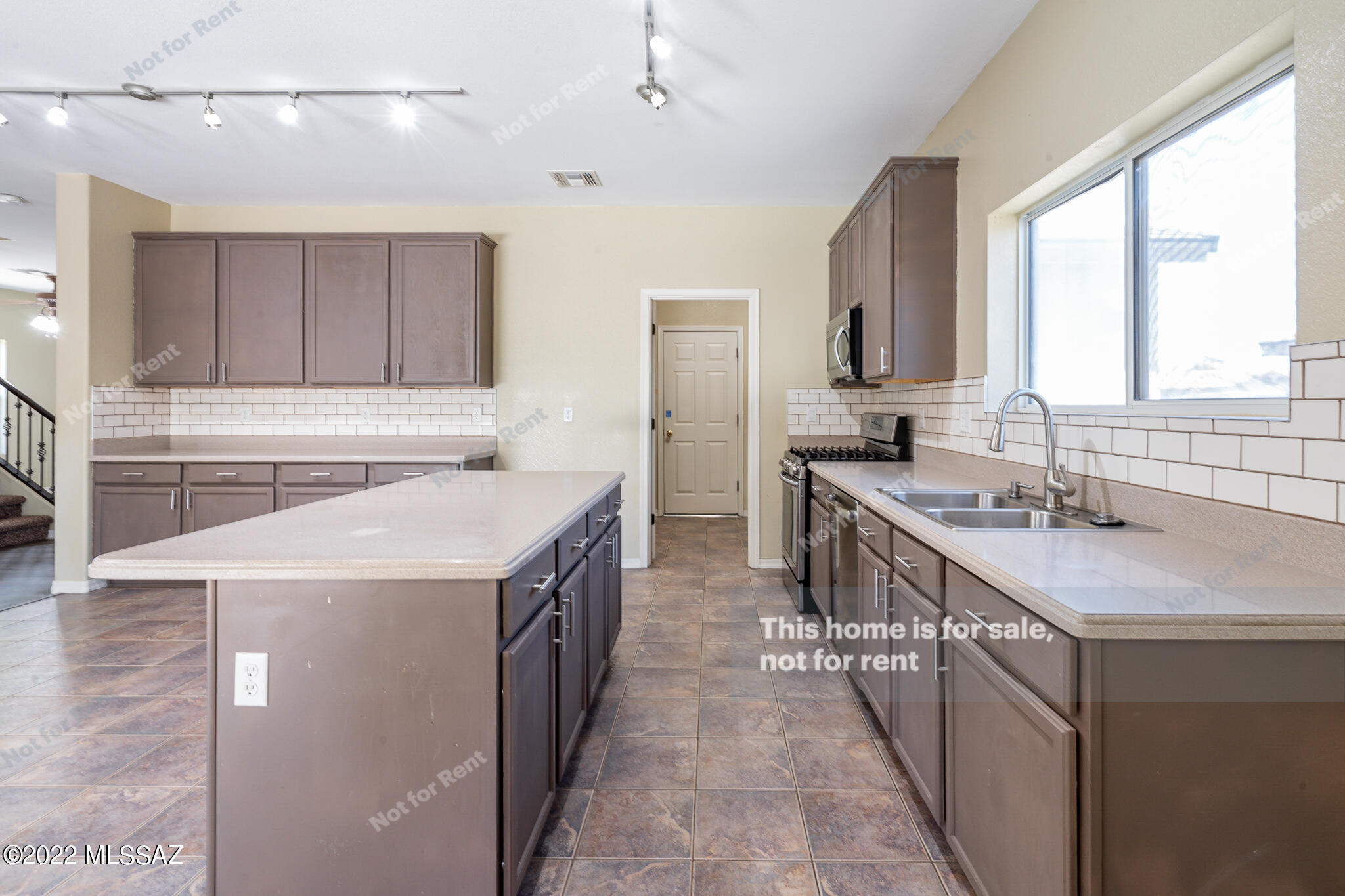 Presidio De Las Montanas - Residential
