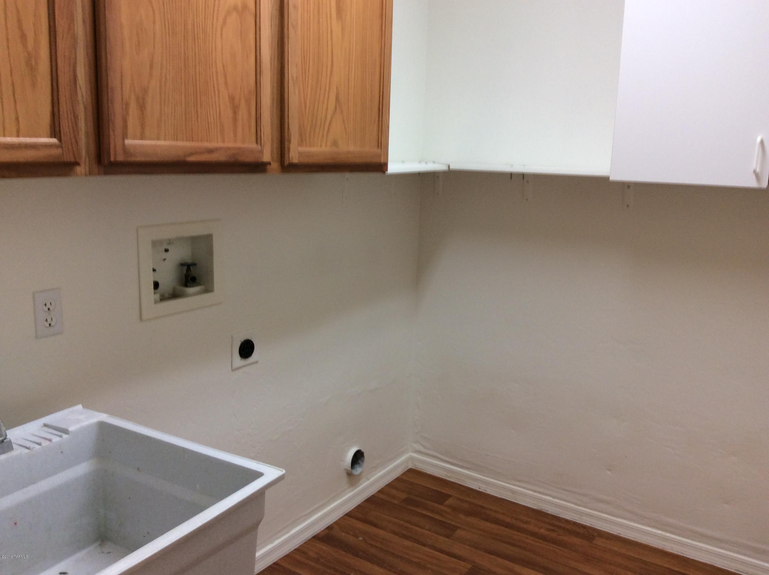 Desert Vista (1-205) - Residential Lease