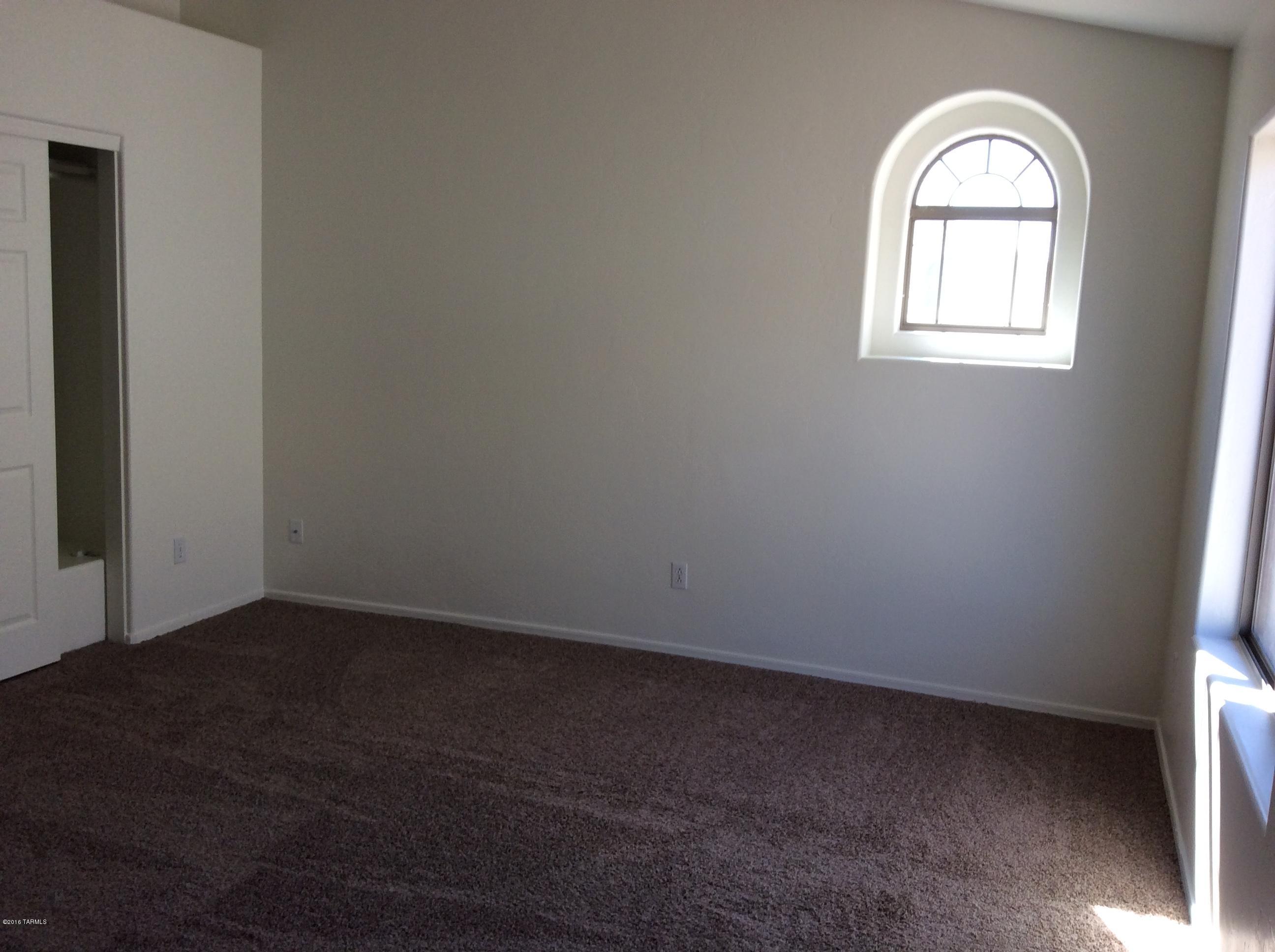 Desert Vista (1-205) - Residential Lease