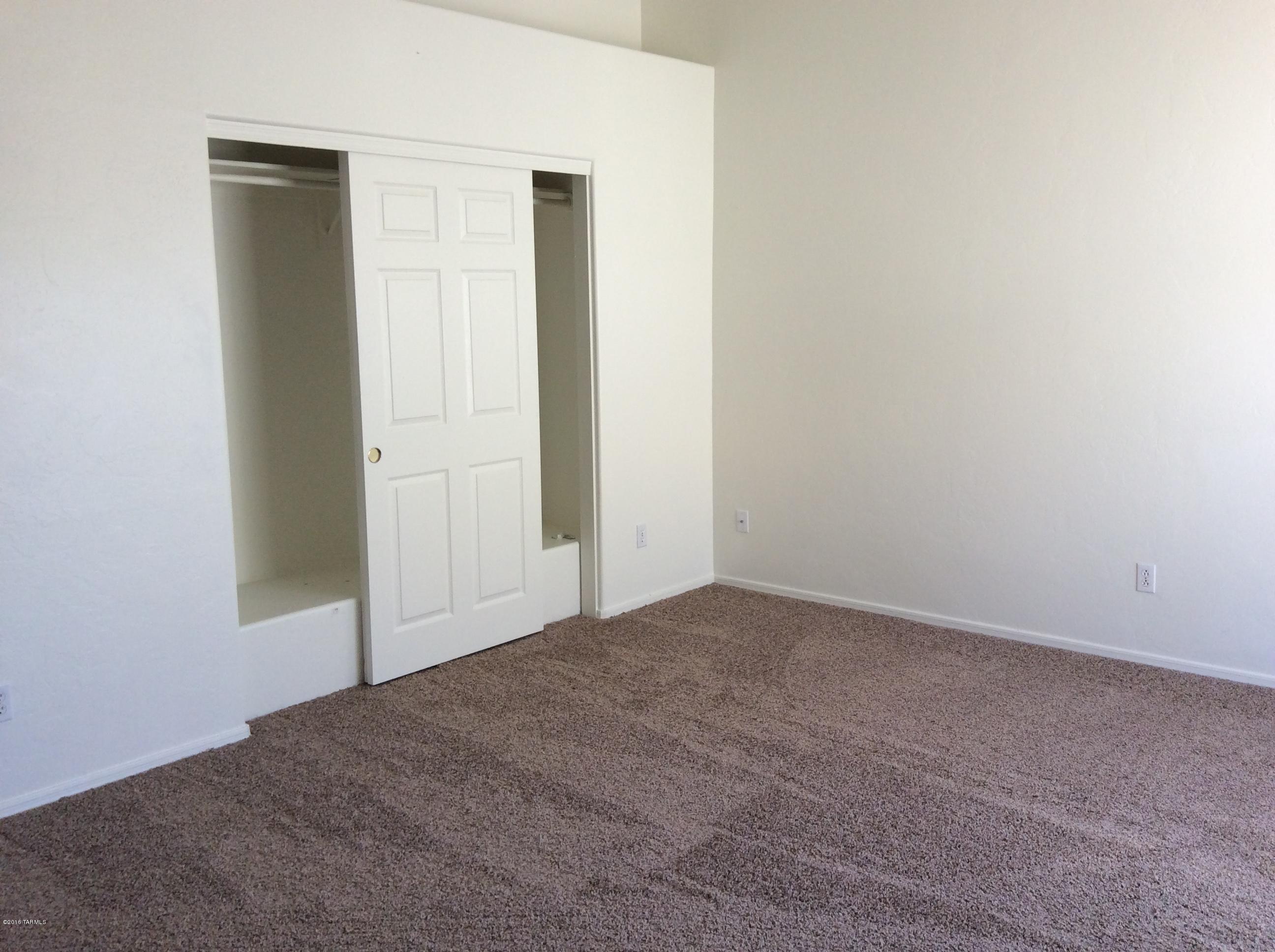 Desert Vista (1-205) - Residential Lease