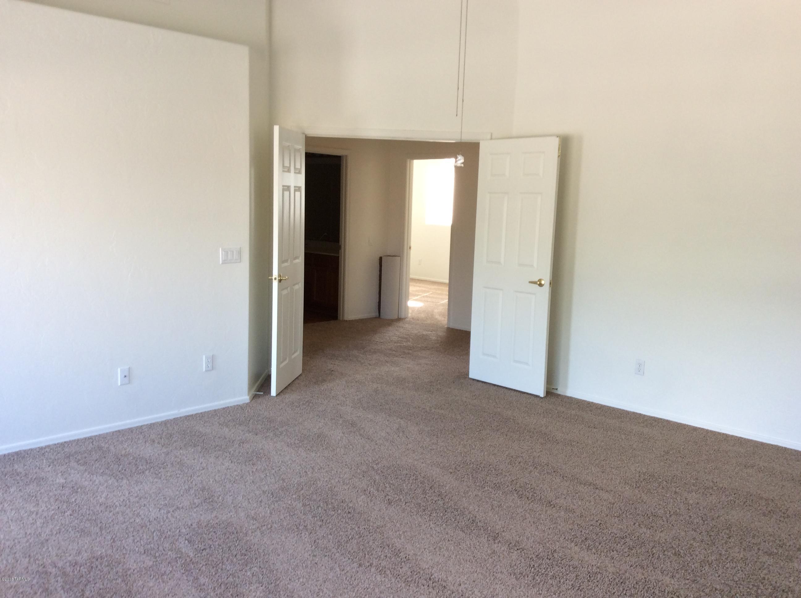 Desert Vista (1-205) - Residential Lease