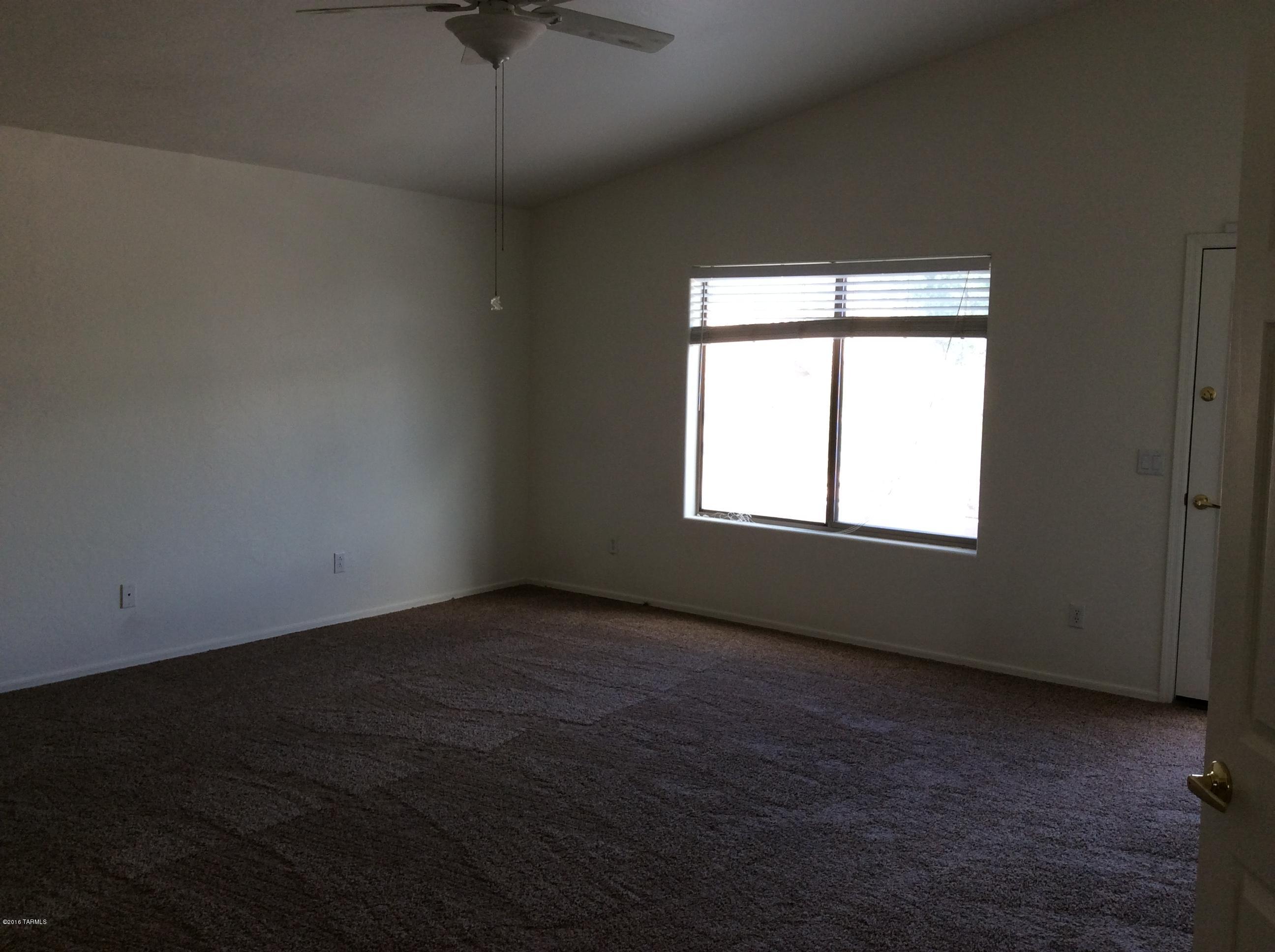 Desert Vista (1-205) - Residential Lease