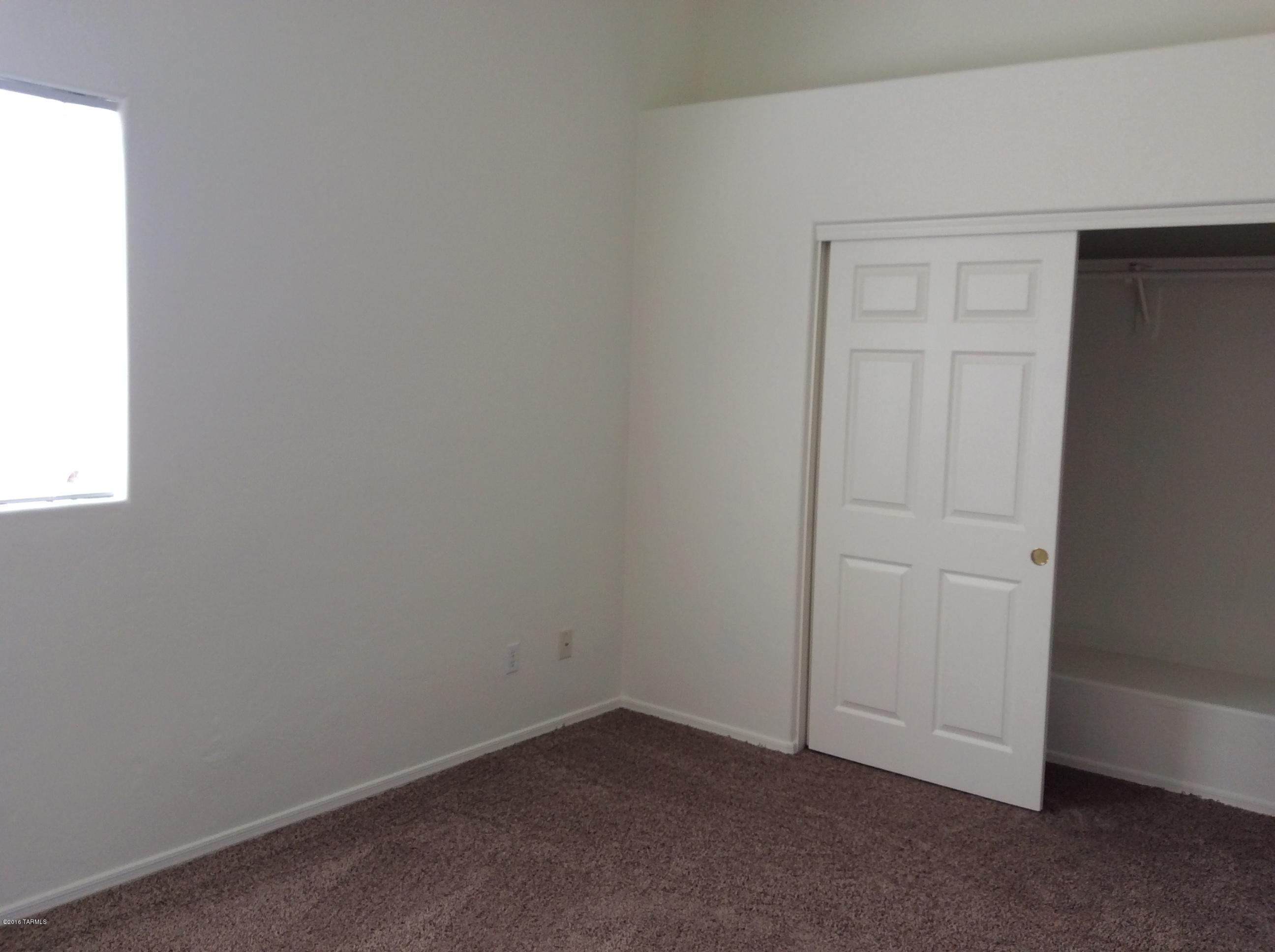 Desert Vista (1-205) - Residential Lease