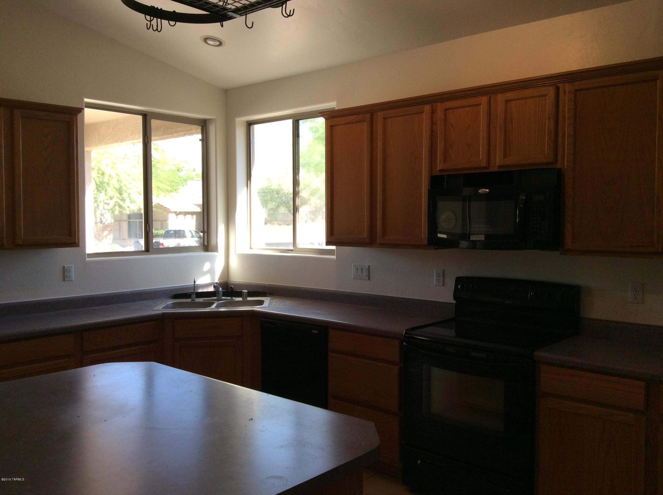 Desert Vista (1-205) - Residential Lease