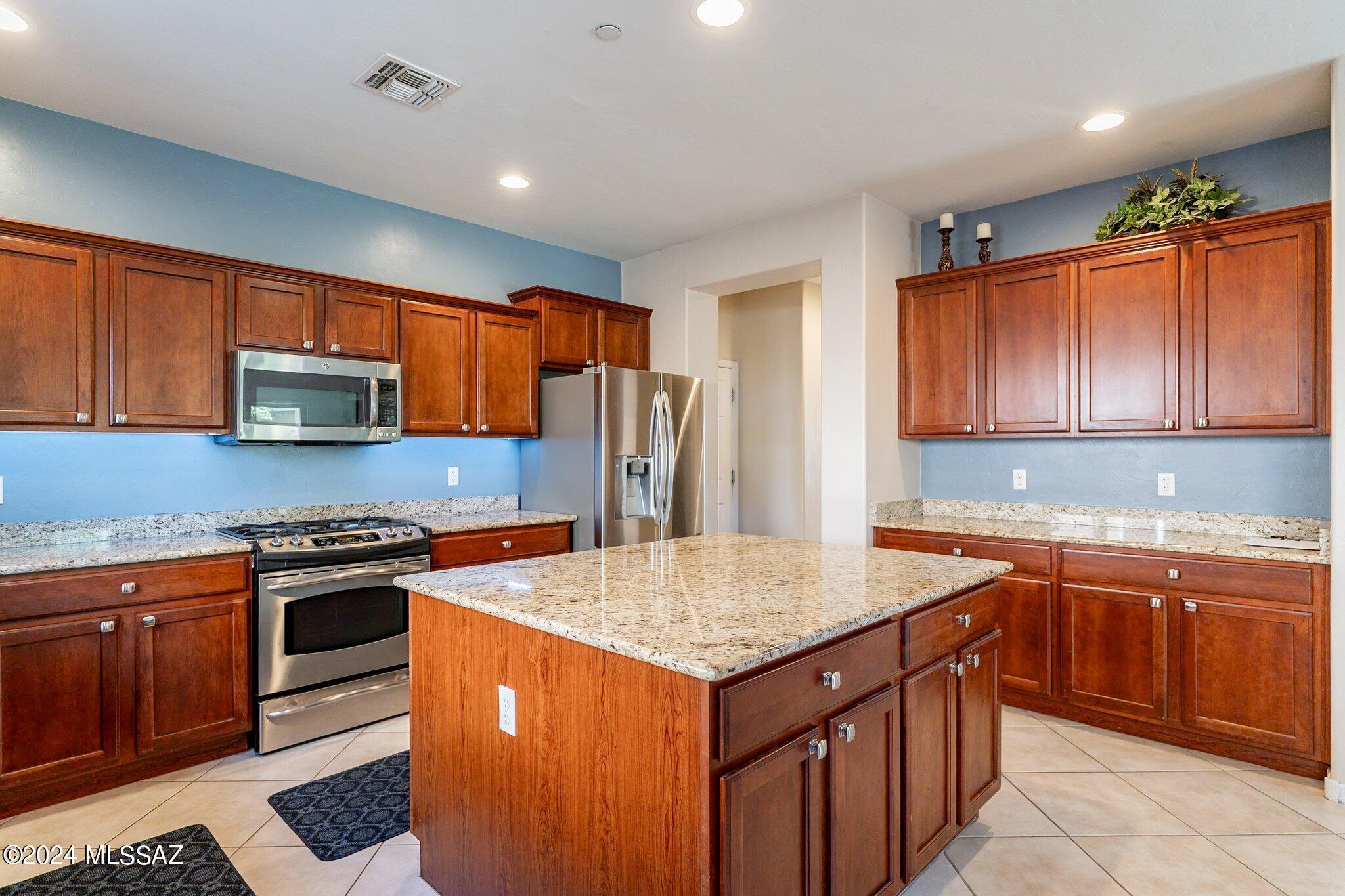 Sierra Morado Unit 2 East - Residential