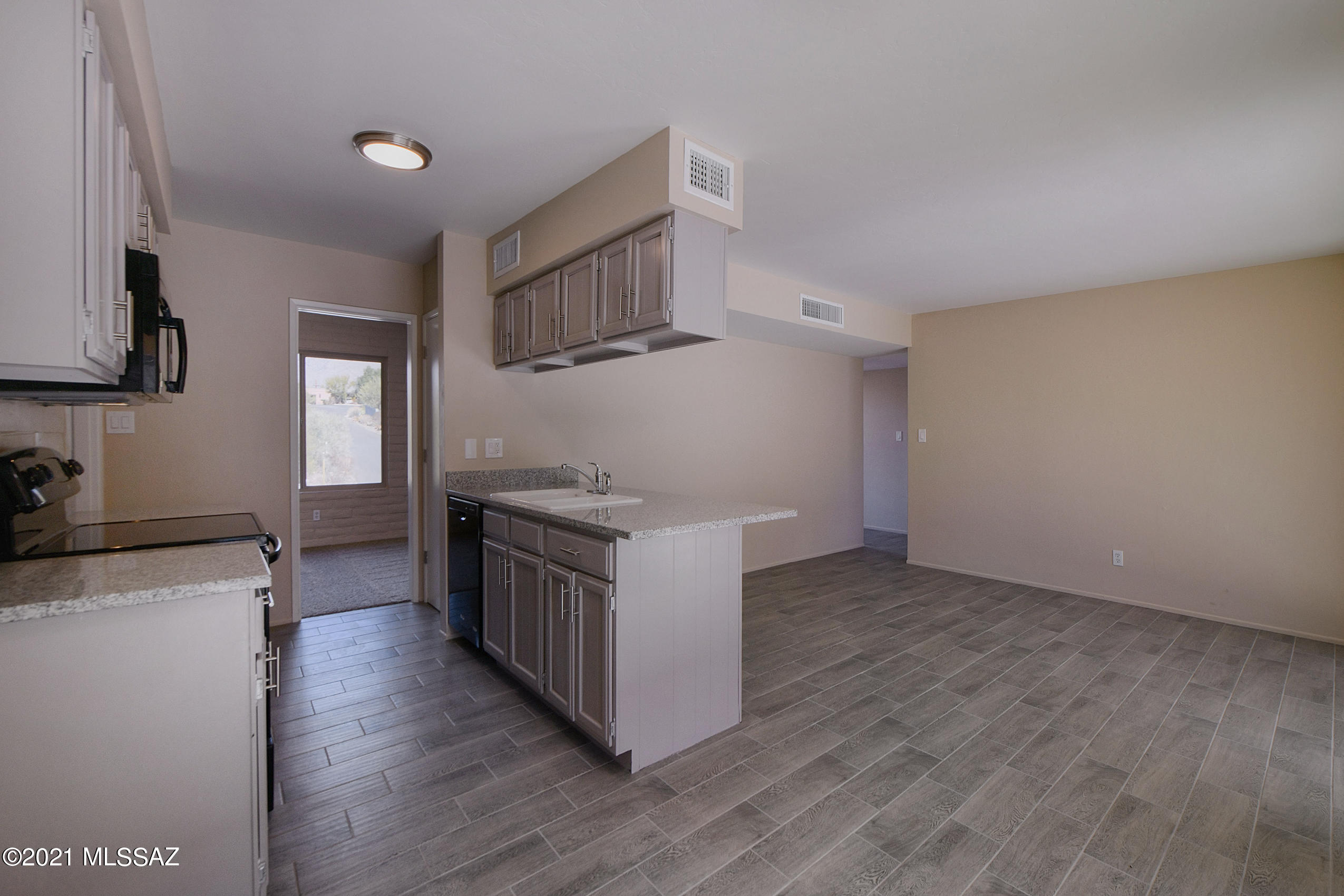 Bear Canyon Hills - Residential